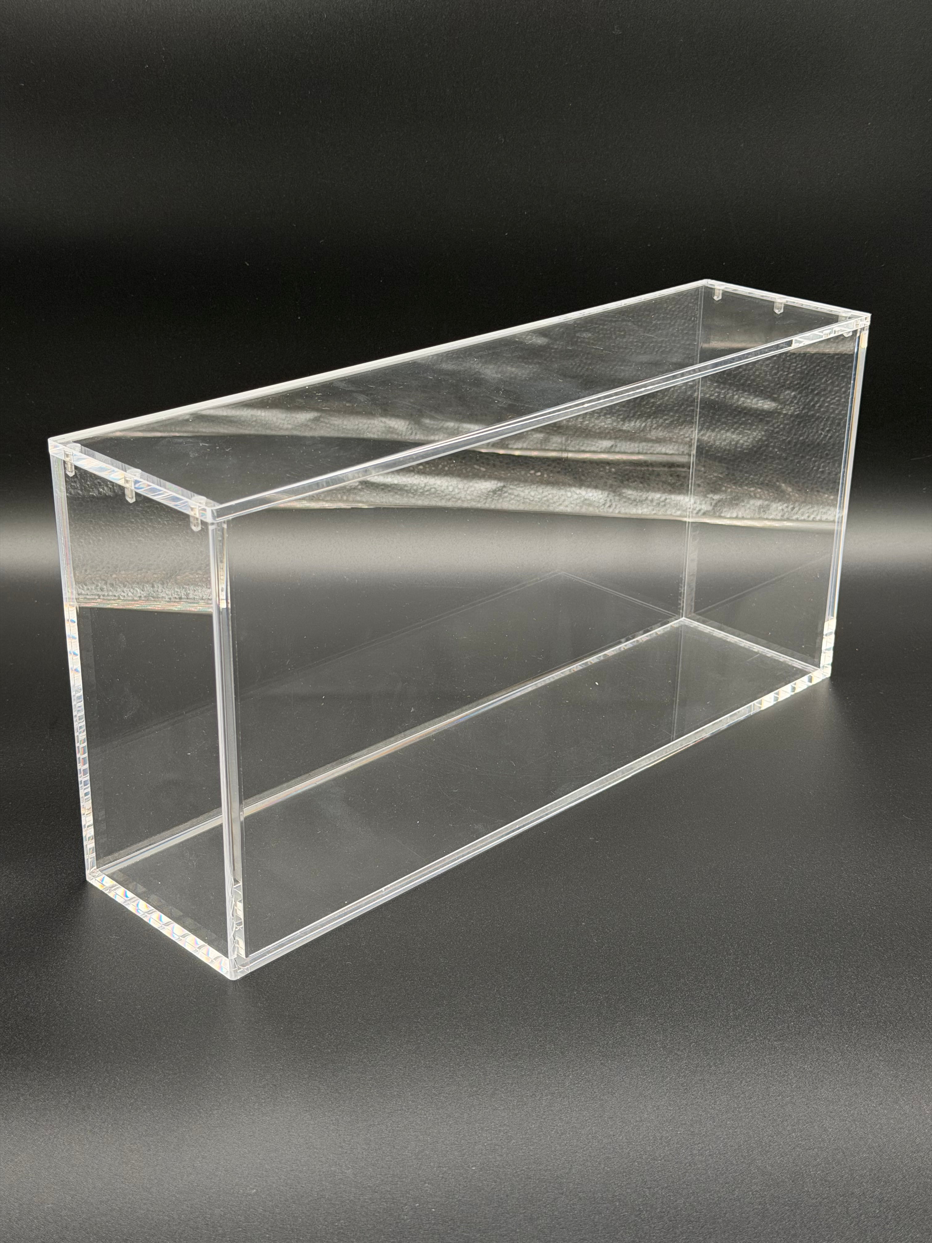 Acrylic Prismatic SPC Case with Magnetic Lid