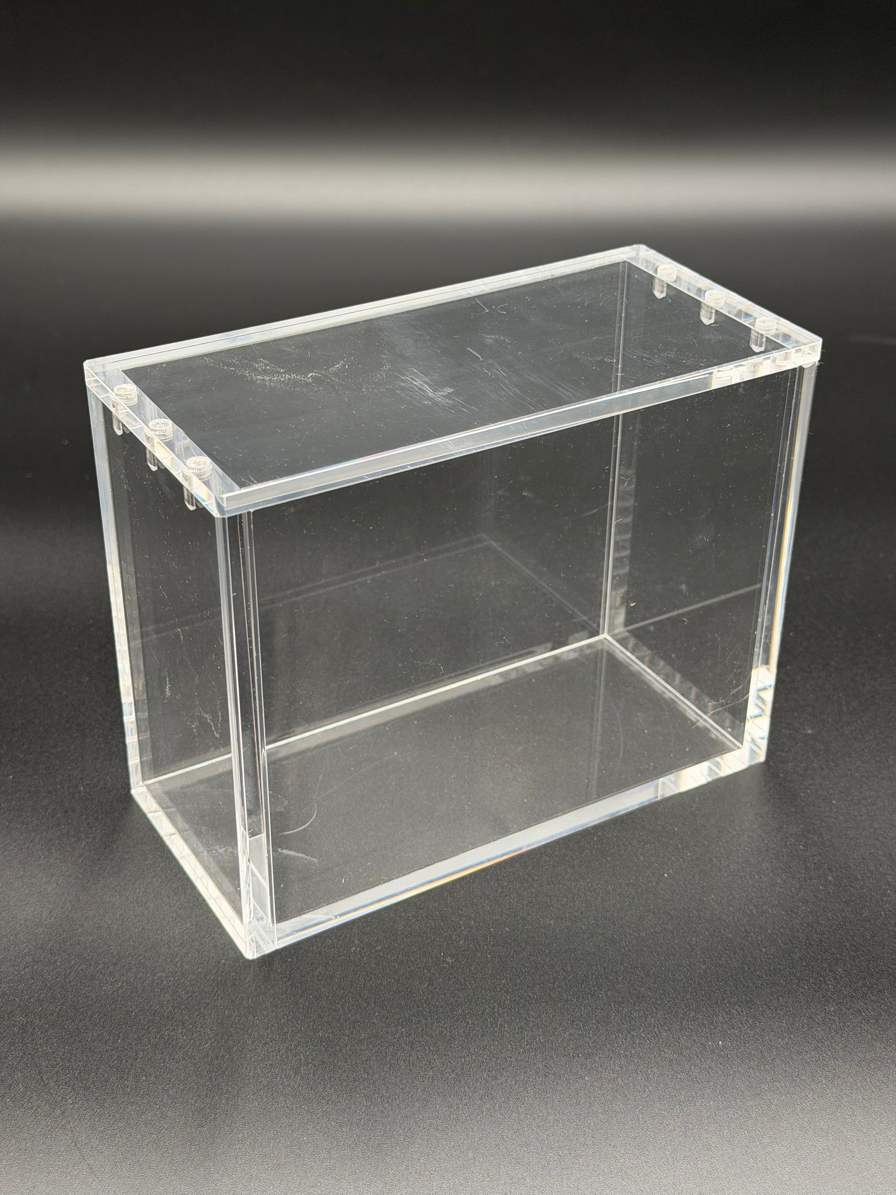 English One Piece Booster Box Acrylic Display Case with Magnetic Lid (Fits OP04-Current)